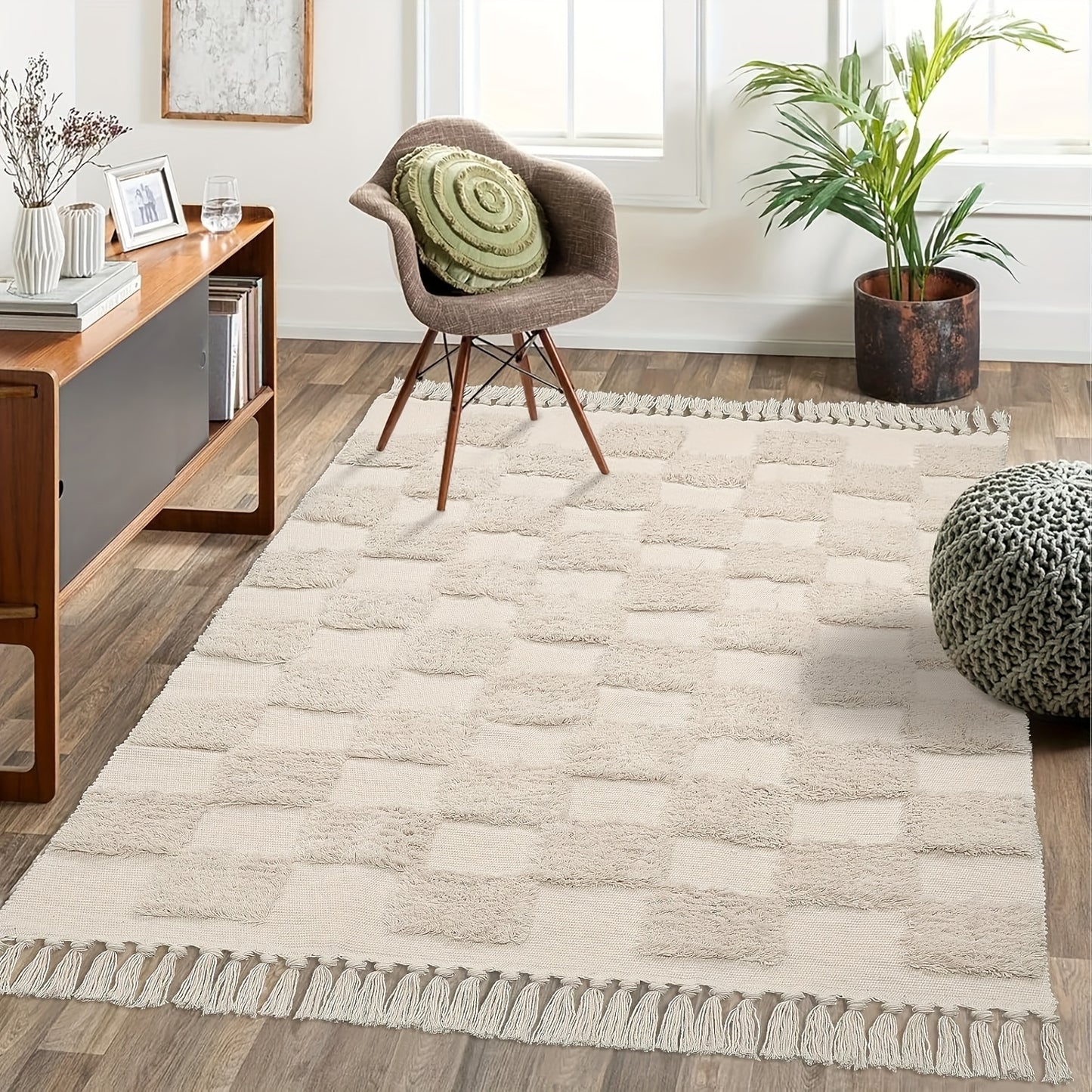Chic Boho Checkered Tufted Rug - 4x6 Beige Area Carpet with Tassels