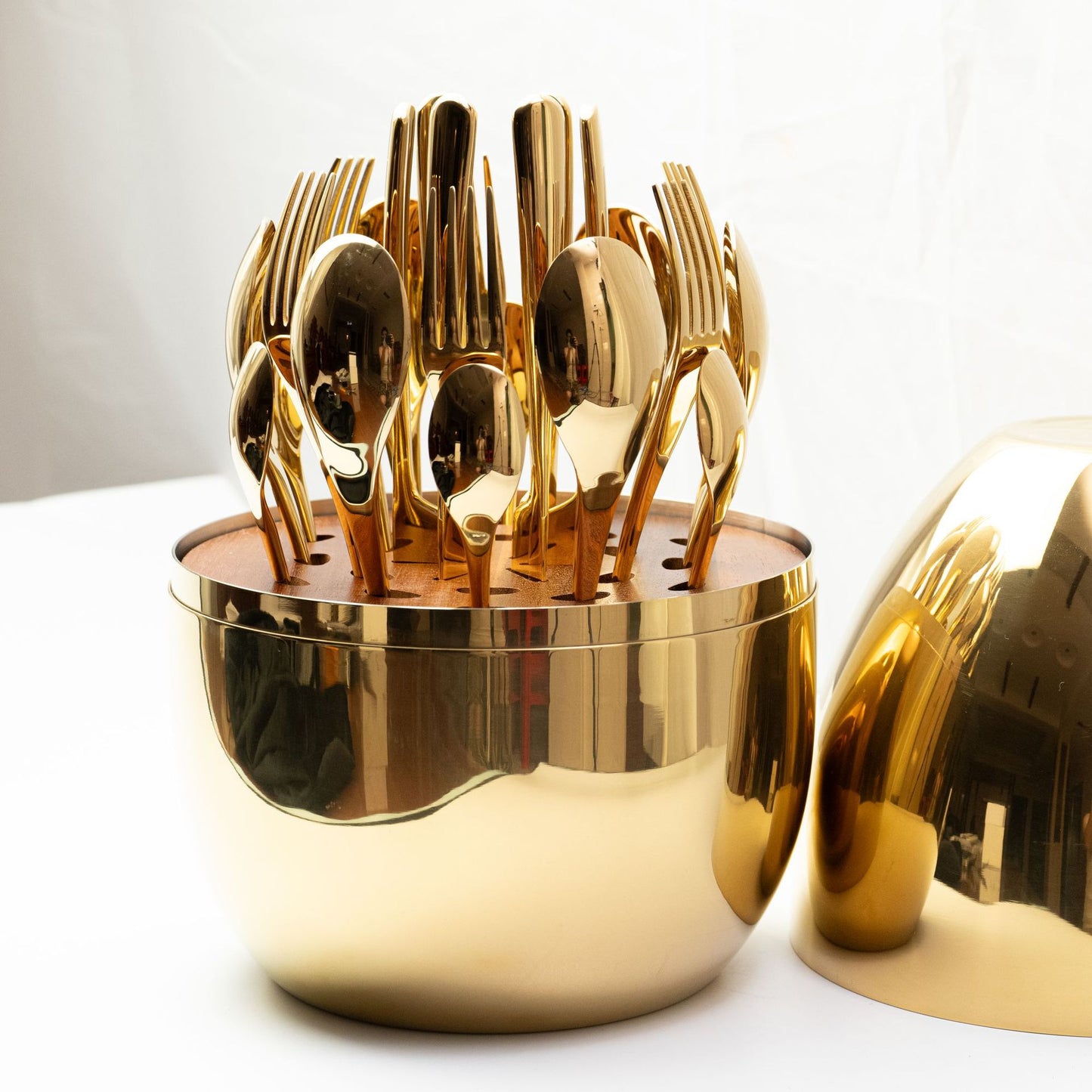 24-Piece Stainless Steel Cutlery Set with Golden Egg Storage Holder