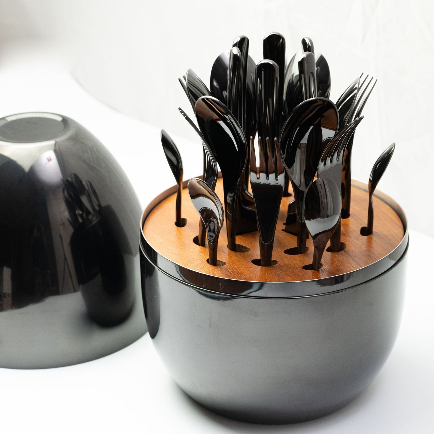 24-Piece Stainless Steel Cutlery Set with Golden Egg Storage Holder